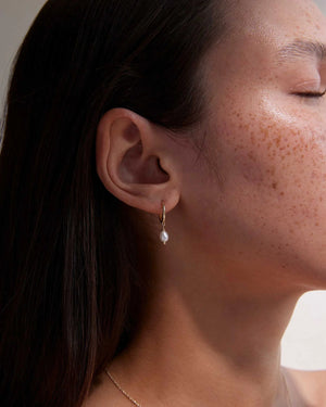 Kirstin Ash Earrings Classic Pearl Hoops