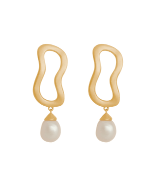 Kirstin Ash Earrings Yellow Gold Onda Pearl Earrings
