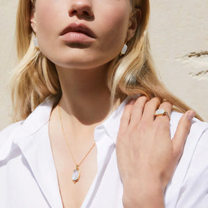 Najo Rings Najo Fleur Rainbow Moonstone Ring