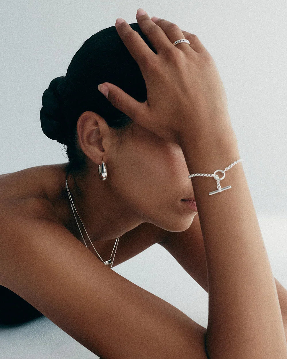 kirstin-ash-bracelets-kirstin-ash-evolve-t-bar-bracelet-sterling-silver-18k-gold-plated-1264183120