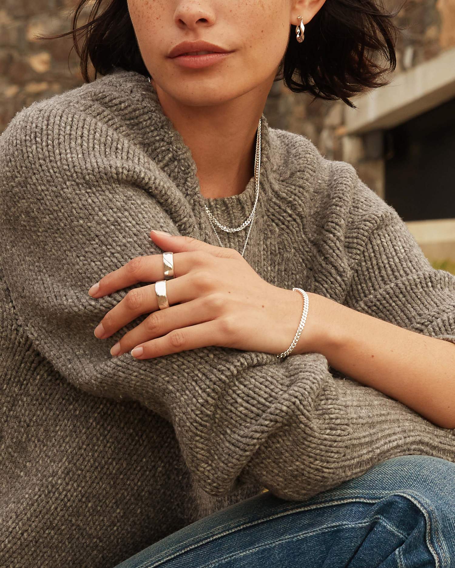 Kirstin Ash Earrings Yellow Gold Kirstin Ash wave hoops