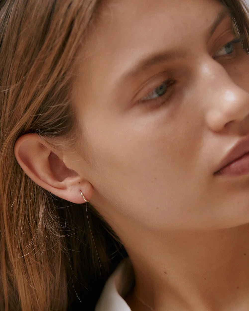 Kirstin Ash Earrings Solid Gold Nomada Fine Hoops Earrings