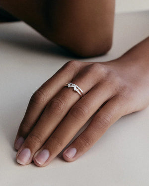Kirstin Ash Rings Kirstin ash  vela ring (9k Gold)