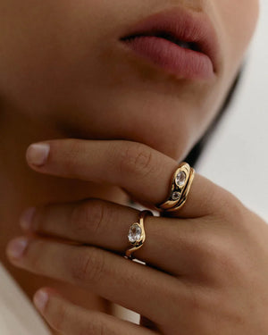 Kirstin Ash Rings Kirstin Ash Vessel White Topaz Ring – Gold & Silver
