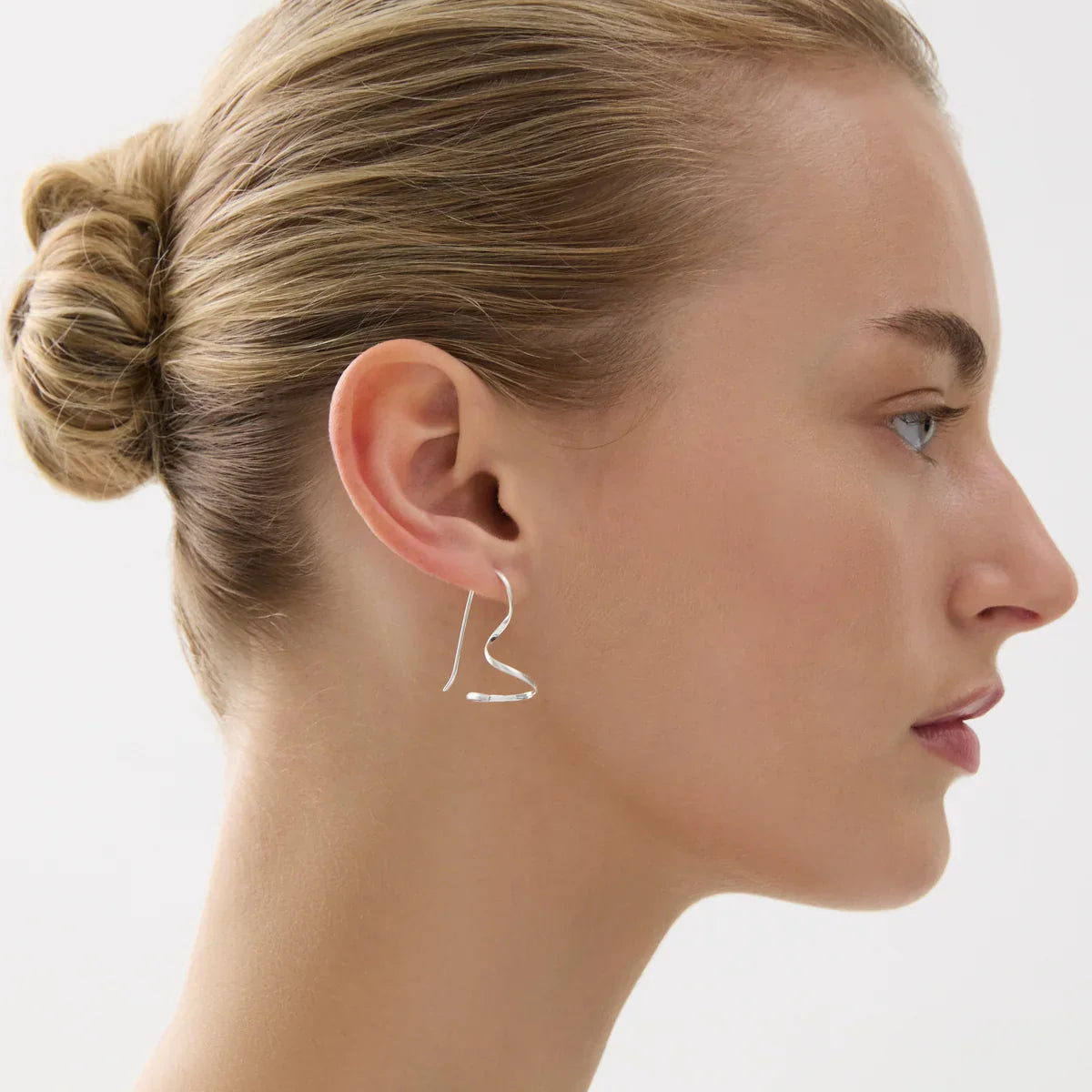 Najo Earrings Najo Endless Curl Drop Earrings – Gold & Silver
