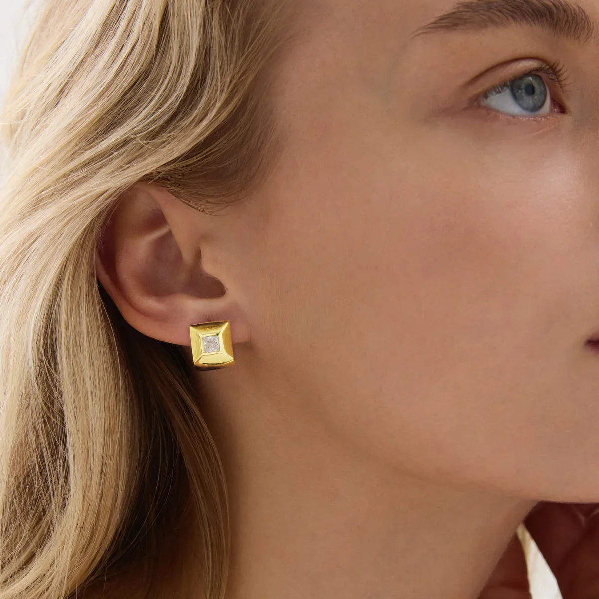 Najo Earrings Gold Najo Halo Cubic Zirconia Huggie Earrings – Gold & Silver