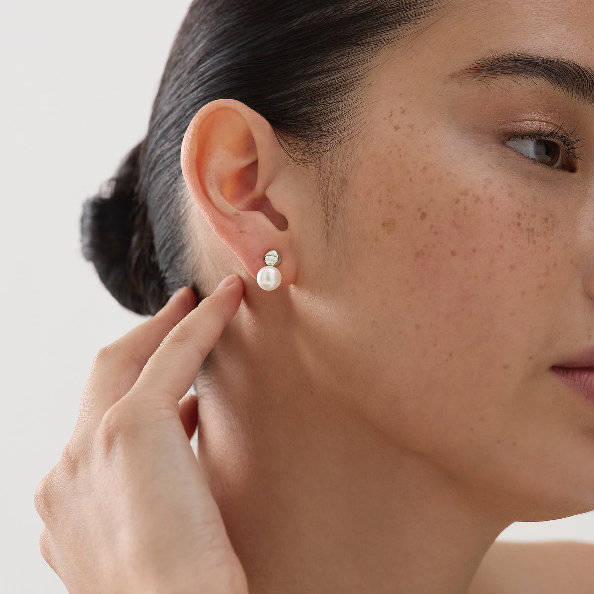 Najo Earrings Najo Mirage Pearl Earrings