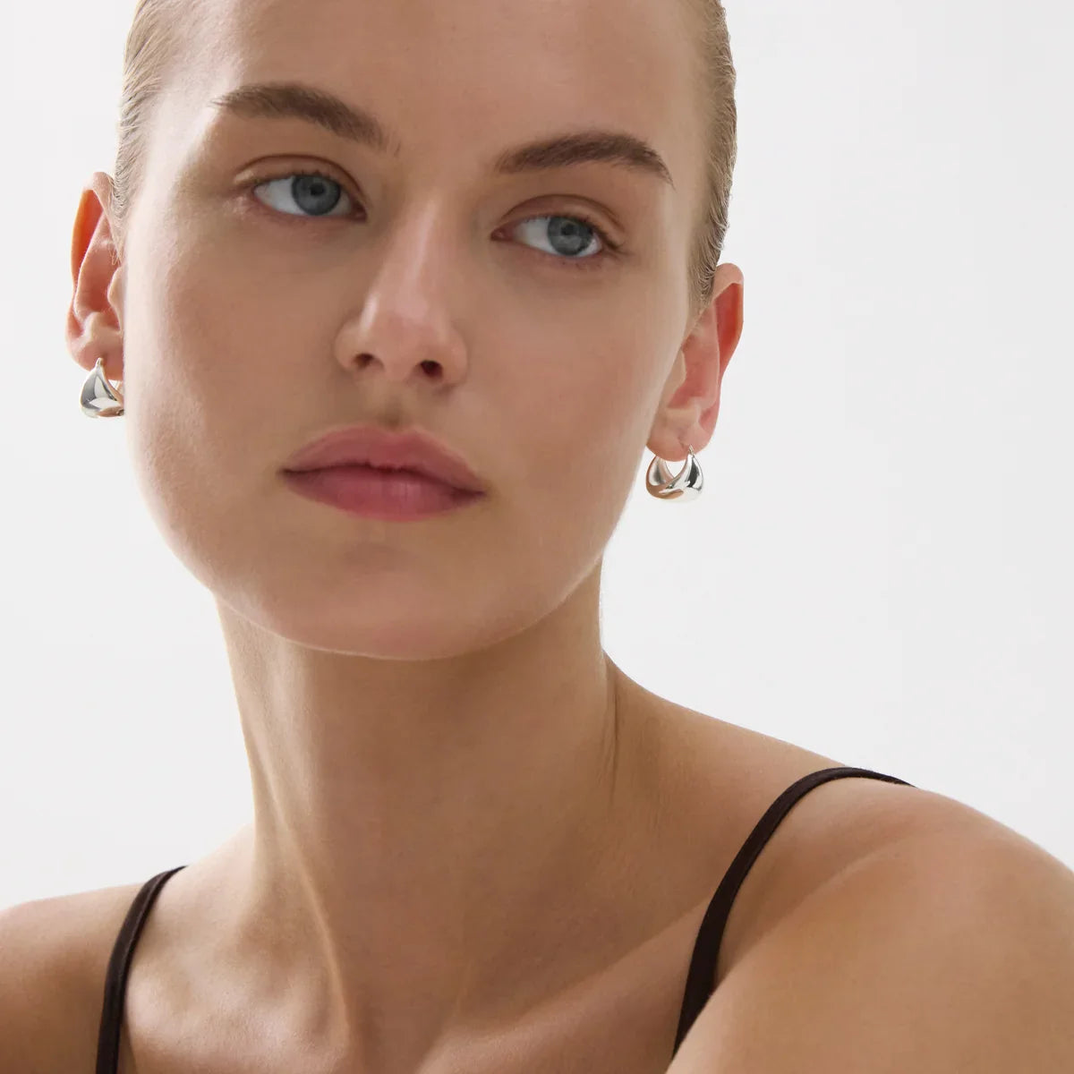 Najo Earrings Najo Morning Echo Triangular Hoop Earrings – Gold & Silver