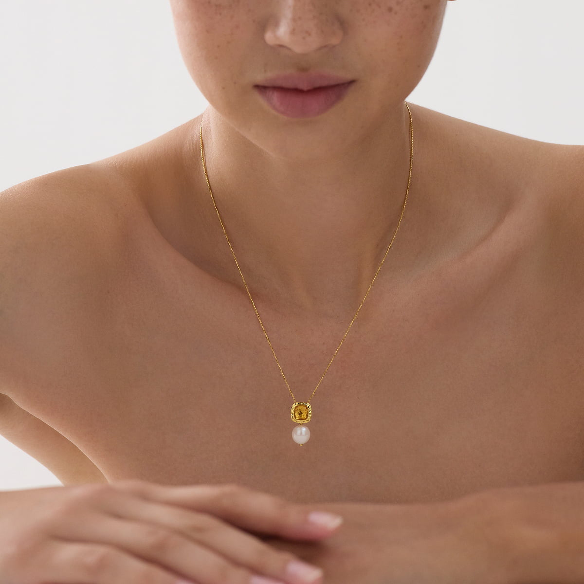 Najo Necklaces Najo Coral Kiss Pearl Necklace