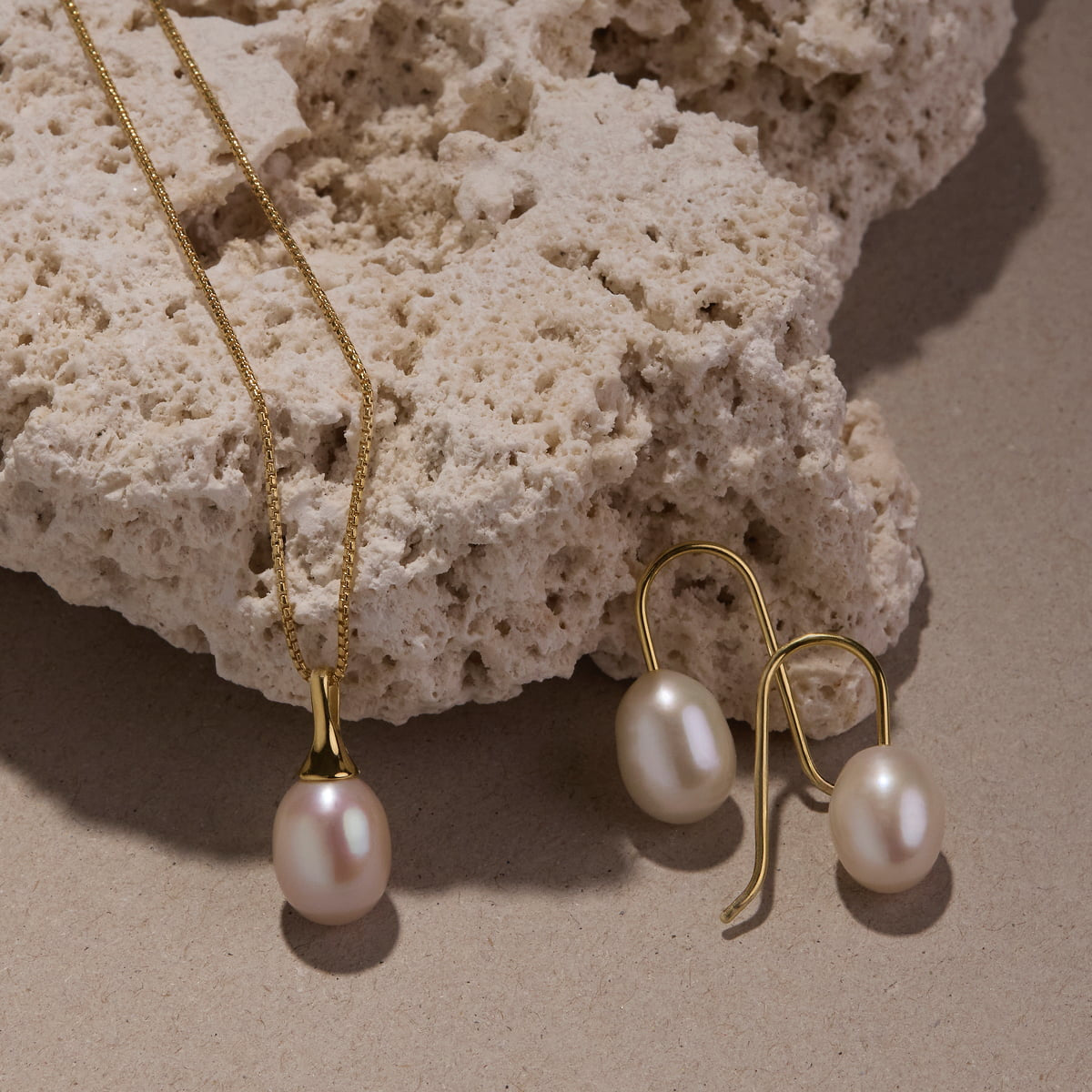 Najo Necklaces Najo Isla Pearl Necklace