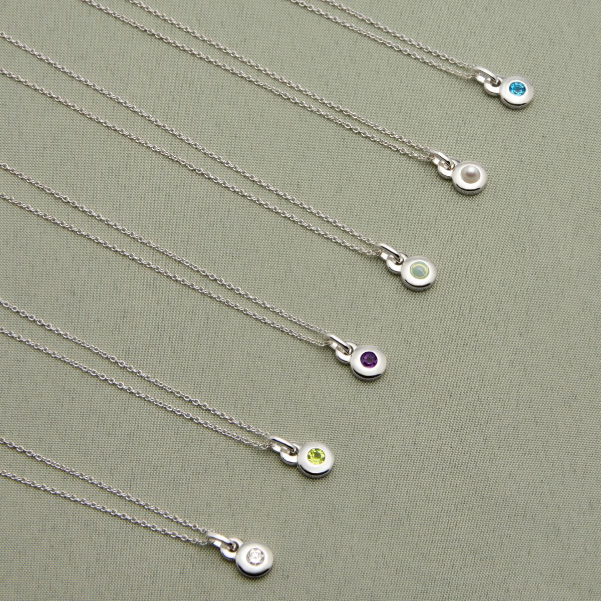 Najo Necklaces Najo June Pearl Birthstone Necklace – Sterling Silver & Gold Plated