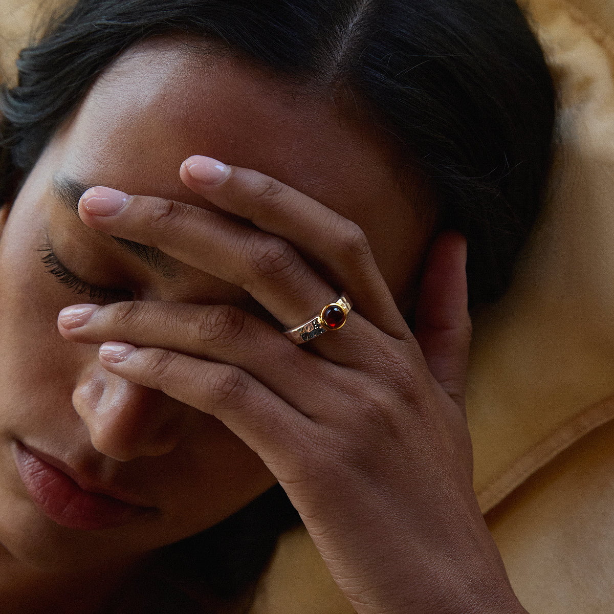 Najo Rings Najo Ring Solace 2 tone Garnet