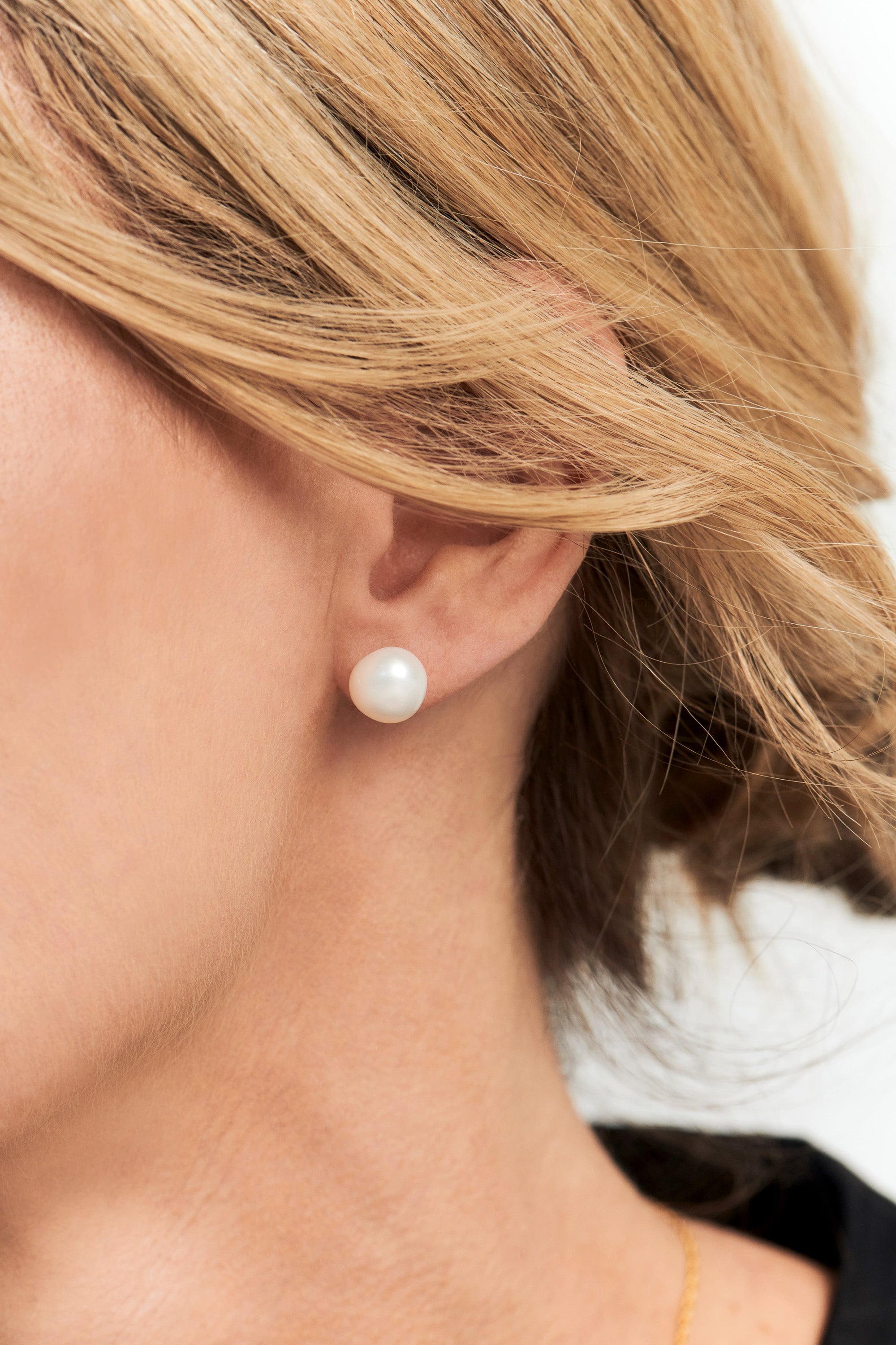 Sybella Earrings Milla Barqoue Pearl  Studs