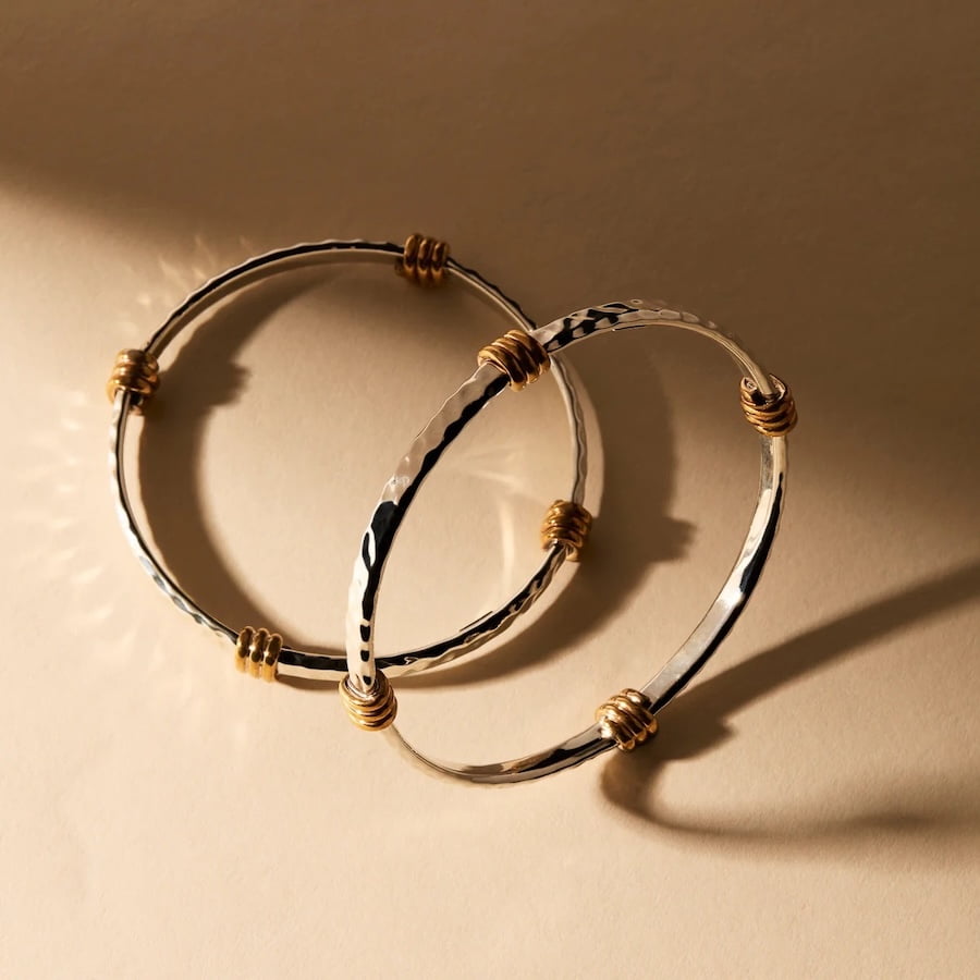 web_bracelet